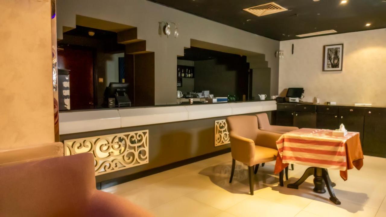 Manama Tower Hotel Екстериор снимка