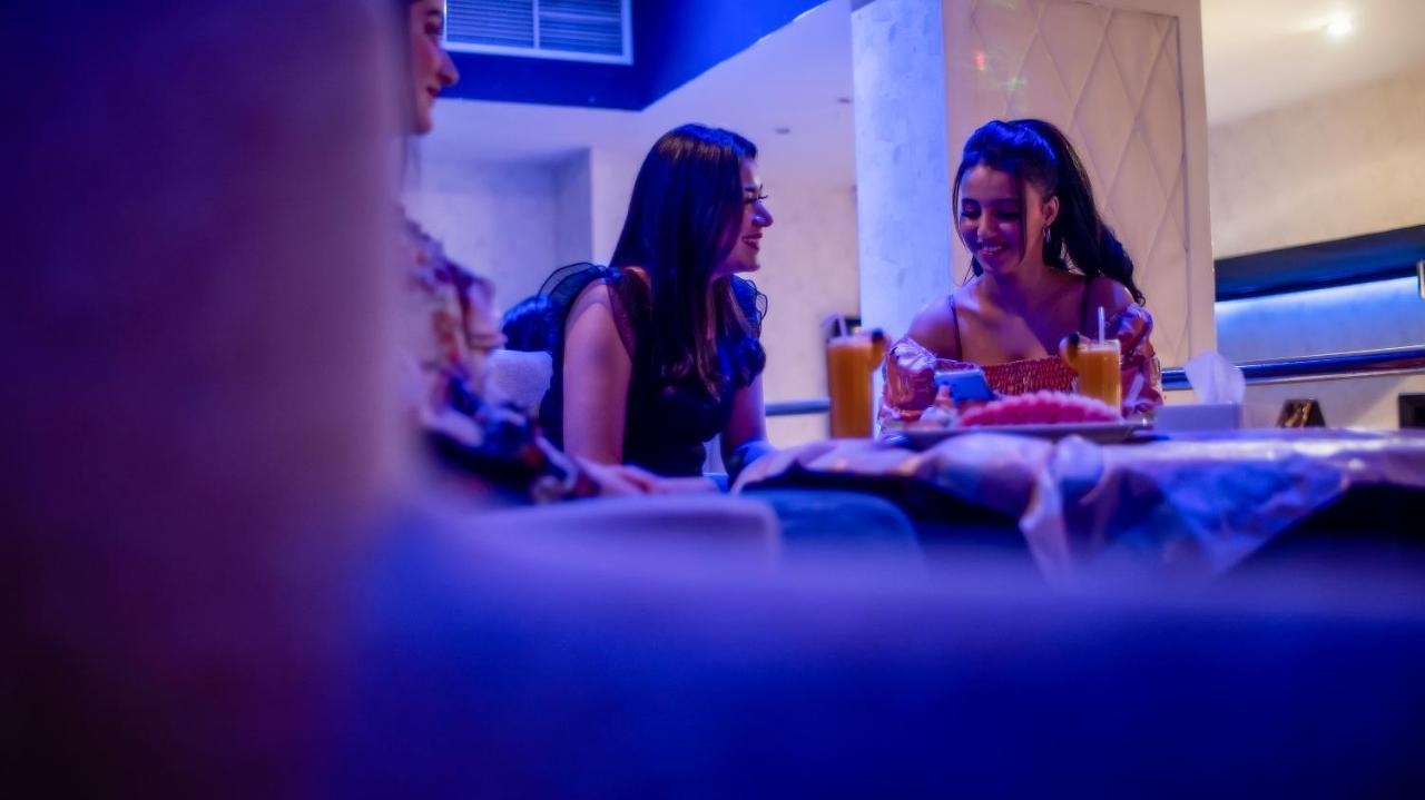 Manama Tower Hotel Екстериор снимка